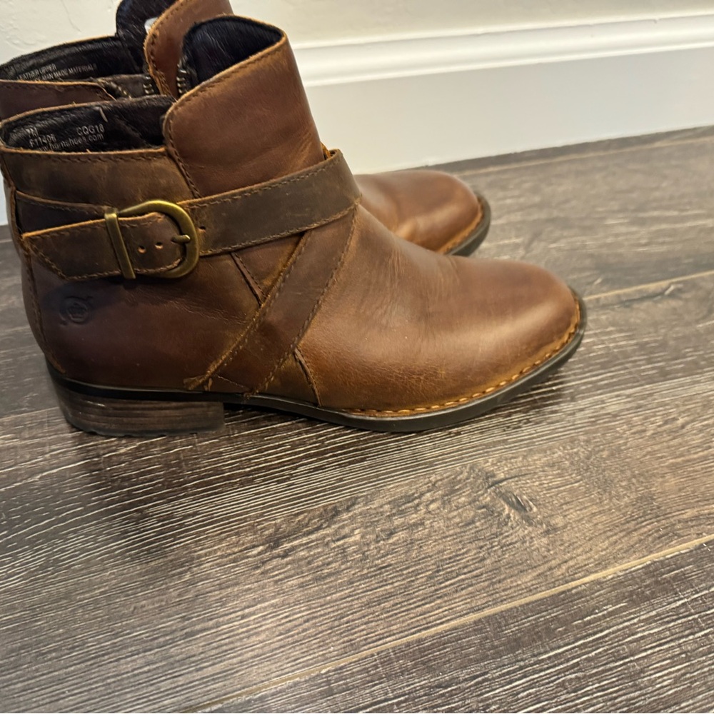 Born Brown Leather Boots